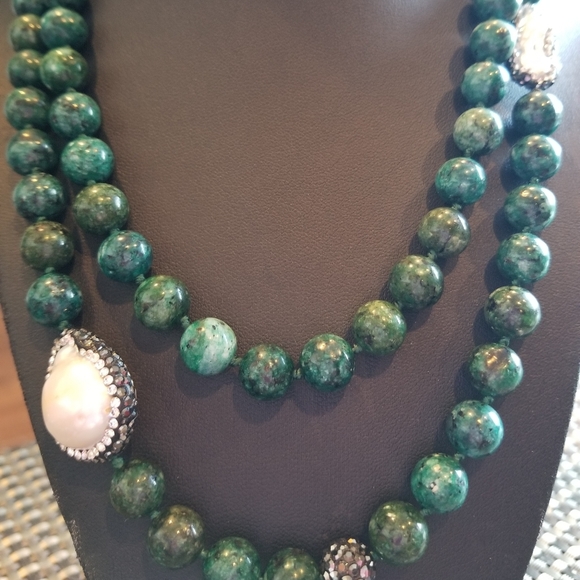 Turkish Malachite and mother of pearl long necklace. - Picture 4 of 7